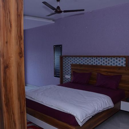 Hotel Blue Bell Raiwala Esterno foto